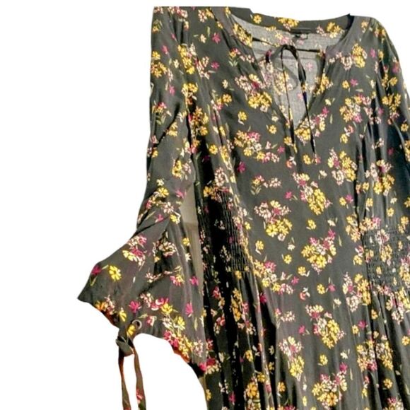 TORRID Multi- Color Floral Print Challis Smocked Waist Dress. - Picture 10 of 16